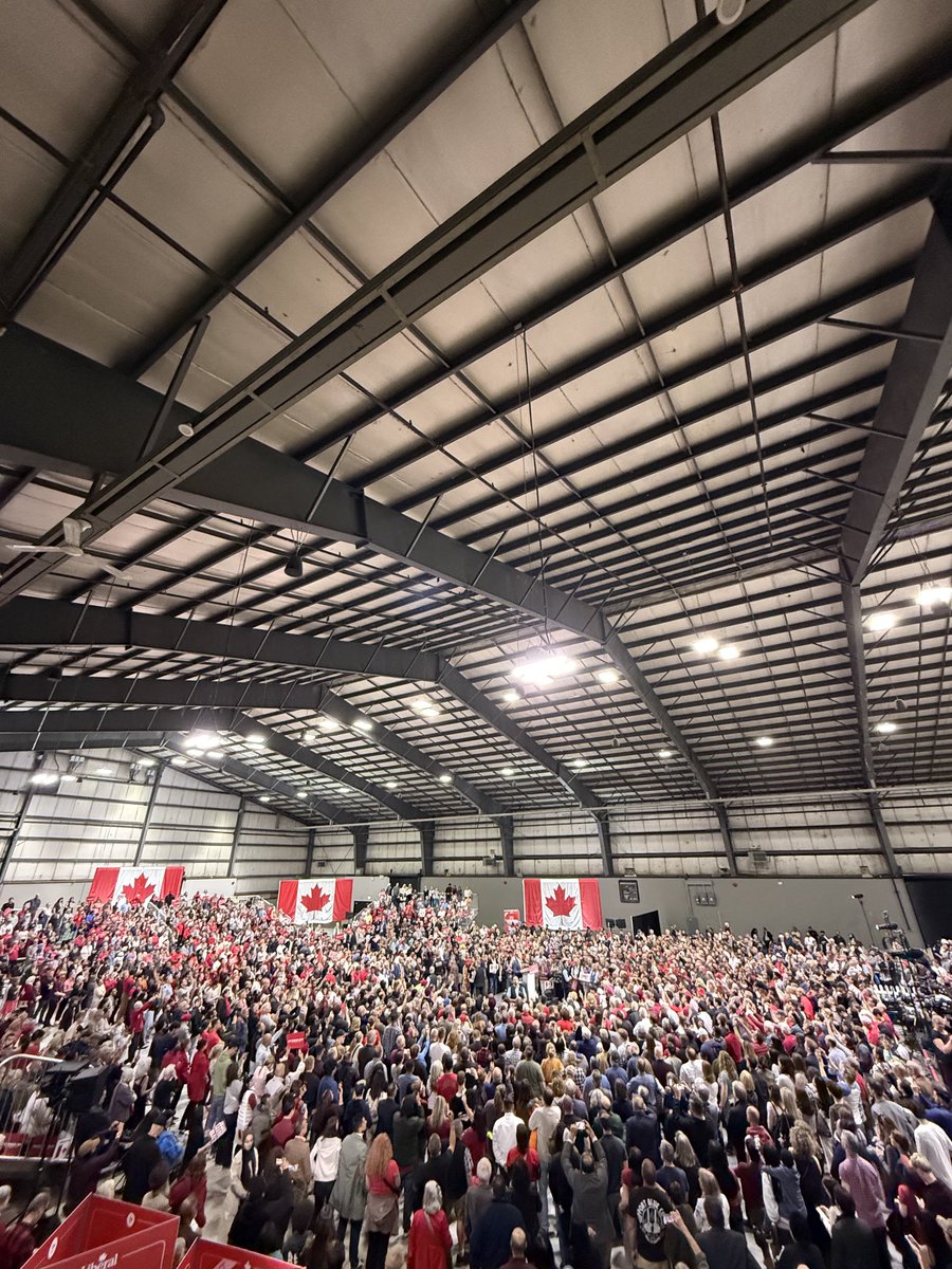 Blown away.

What an outstanding crowd with ⁦<a href="/MarkJCarney/">Mark Carney</a>⁩ tonight in Cloverdale, BC. 

The West Coast is fired up and ready to vote #CanadaStrong 🇨🇦💪