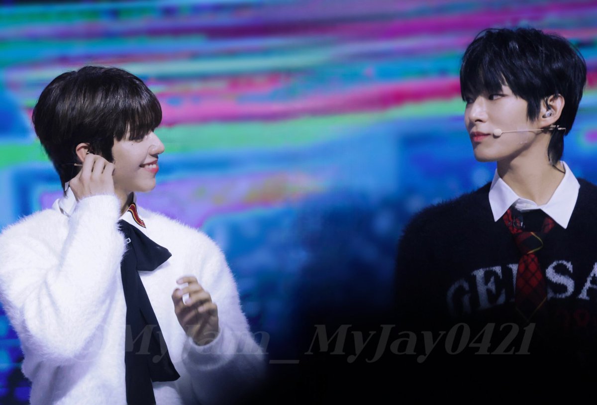 jbjhona0124's tweet image. JL x Steven, your existence gives me hope. #AHope #AHOF 🤩💘
Love you both. 💙
#UnseparableDuo #FaveDuo
STEJAY ONE IN A MILLION 
#151DaysWithSTEJAY