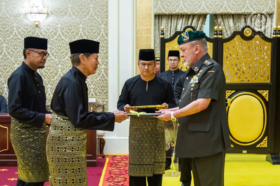 Keris_Pusaka's tweet photo. Ramli Ngah Talib dilantik Yang Dipertua Negeri Pulau Pinang yang baharu, berkuat kuasa 1 Mei 2025 bagi tempoh 4 tahun. 
Tahniah !!! https://t.co/dY7xdVkINh