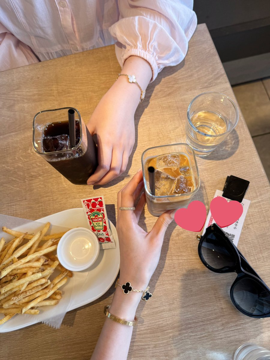 chill time☕️😘