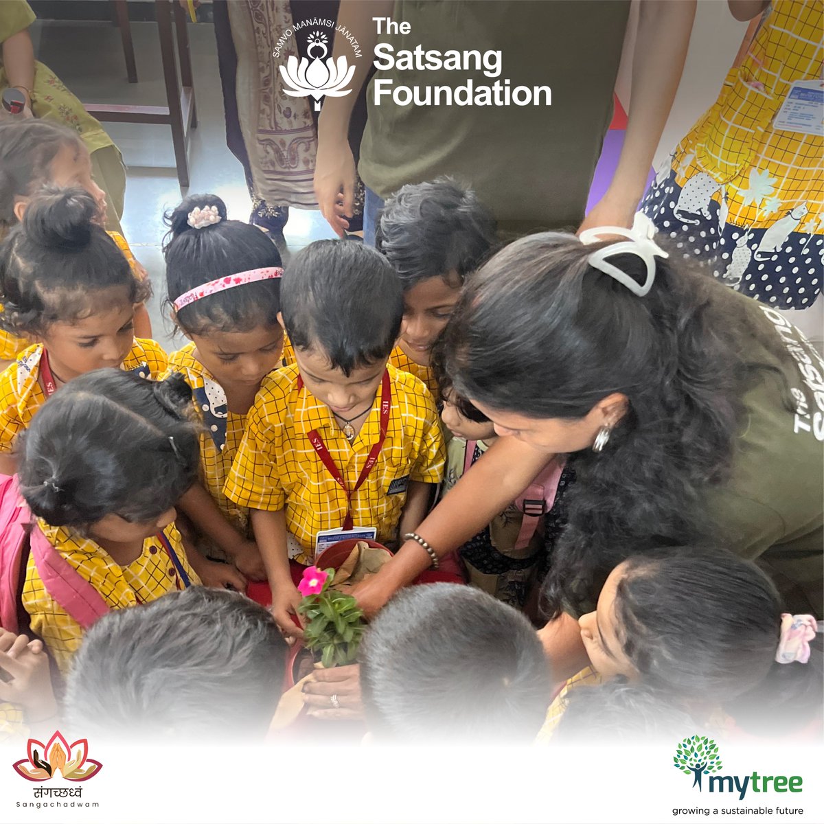 SatsangTweets's tweet photo. 4 April:The #MyTreeAcademy's inaugural session at #IESBhandupSchool engaged 30 children, their parents & teachers in soil-less planting; connecting with Nature.
Please support #MyTree at this link https://t.co/0746Eypi3q.
To know more,write to connect@satsang-foundation.org. https://t.co/2vN6Zi7N70