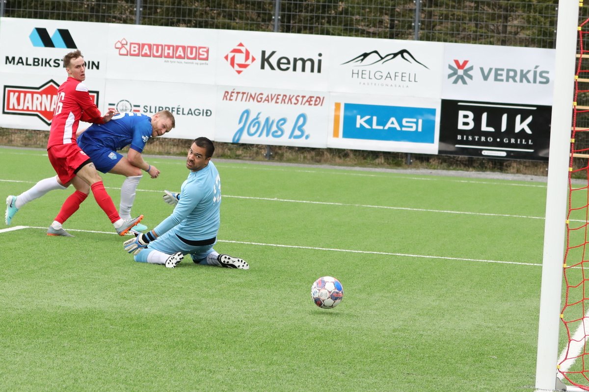 ⏰ Á þessum degi - fyrir 1 ári síðan ⏰

Álafoss 4 - 0 KM

Getið giskað hver settið þrennu í þessum leik 👀