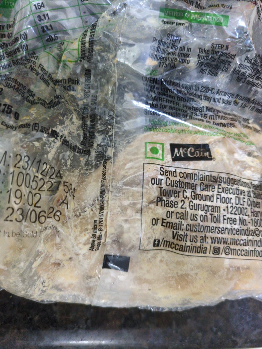 nipunsachdeva's tweet image. This is what @Swiggy @SwiggyCares @SwiggyInstamart is delivering to us in name of Branded Frozwn snacks in quick time. All items loaded with Fungus, your backend team says we are sorry but can&apos;t provide replacement or refund. So we should DIE right eating this
#swiggy #boycott