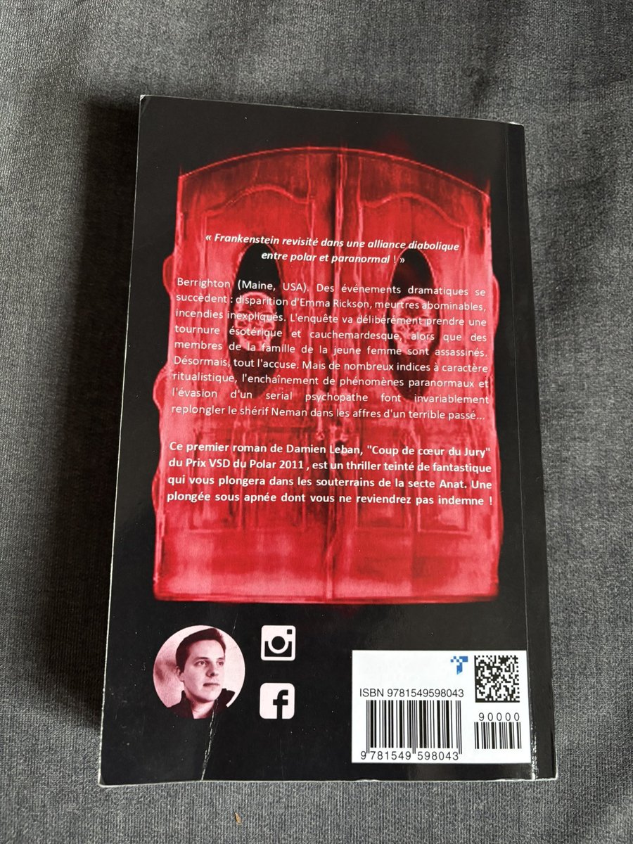 J’ai mis du temps à sortir ce livre de ma pal et je le regrette. Même si parfois c’est complexe, l’intrigue teintée de paranormal est prenante. Un thriller où la tension est permanente. Beaucoup de rebondissements, une très bonne lecture d’un auteur que je suivrais.