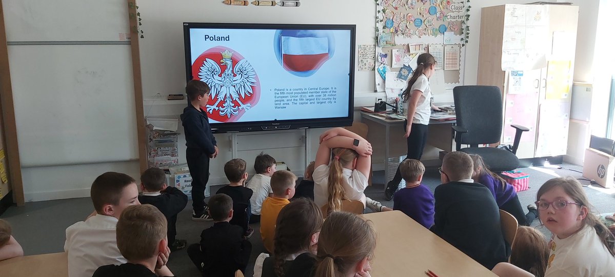 StCuthbertsPr's tweet image. Sharing of cultures 🇧🇷🇵🇱 🏴
A huge thank you to Natalie and Oliver for sharing their families’ home countries! Celebrating diversity and learning from each other.
#UNCRC Article 30 – Right to culture, language & religion
#CulturalCelebration #GlobalCitizens