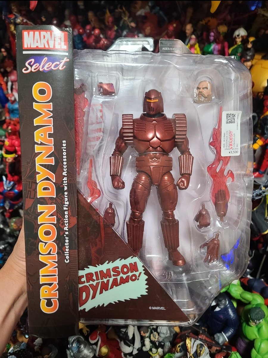 taizaburou2's tweet image. セレクトのクリムゾンダイナモGET🎵
これはめちゃ安いでしょ❗️
ダークナイツメタルのロビンも安いの発掘🎉
これも今ではなかなか手に入らないからラッキー👍️
エミッサリープレデターのルース品も発見して即購入✌️
大満足です🎊
#marvelselect
#mcfarlanetoys
#NECA