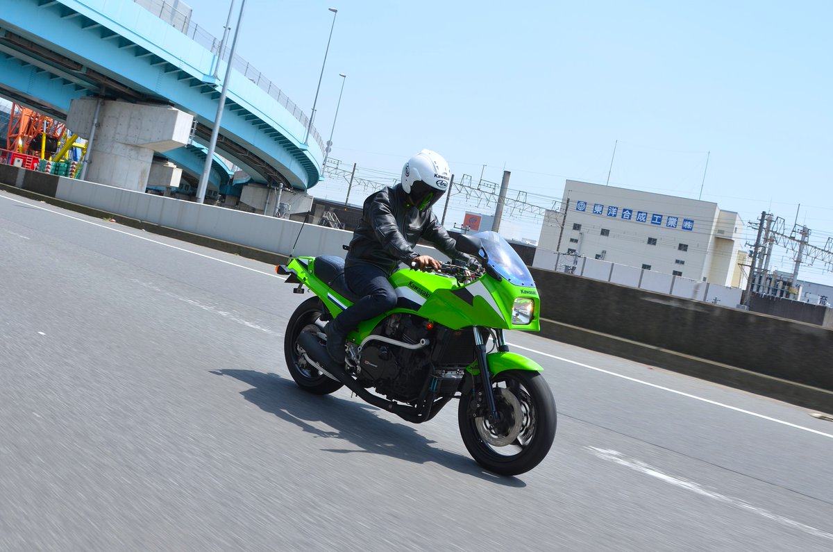 gpz900r_ksr2's tweet photo. #KAWASAKI乗りは繋げて
#東京湾岸道路
#R357 https://t.co/H8tqIeqYhS