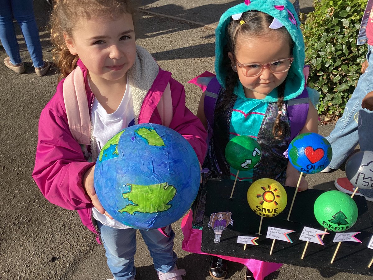 CCESchool's tweet image. On Tuesday 22nd April, we celebrated Earth Day! 🌍
Our students created wonderful Earth Day projects.
#EarthDay2025
