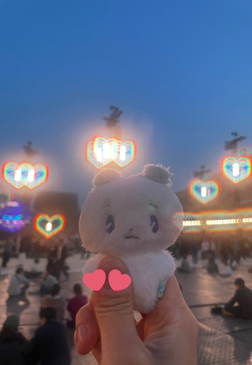 몌무와 사랑으로 가득찬 우주로 놀러왔어요..🪐🛸