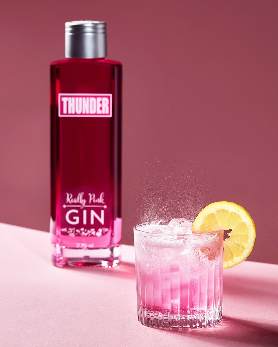 It’s pink, it’s punchy and it’s really worth shouting about...
Say hello to Really Pink Gin!! The boldest pour of the season!

#NotJustForSkiers #ThunderVodka #TasteTheAdventure #toffeevodka #thunder #thundertoffeevodka #flavouredvodka #vodka #toffee