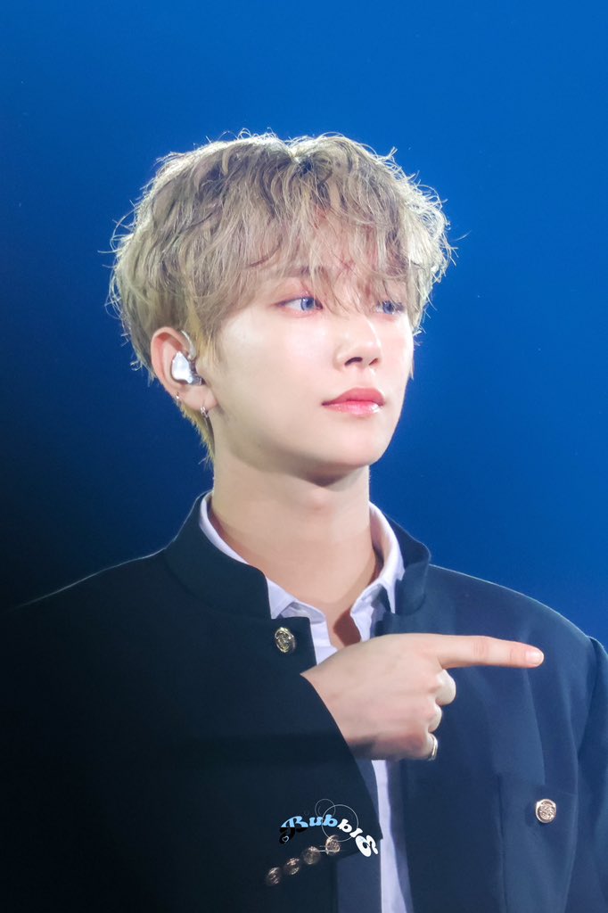 250424 오사카 

#세븐틴 #조슈아 #홍지수 
#SEVENTEEN  #Joshua