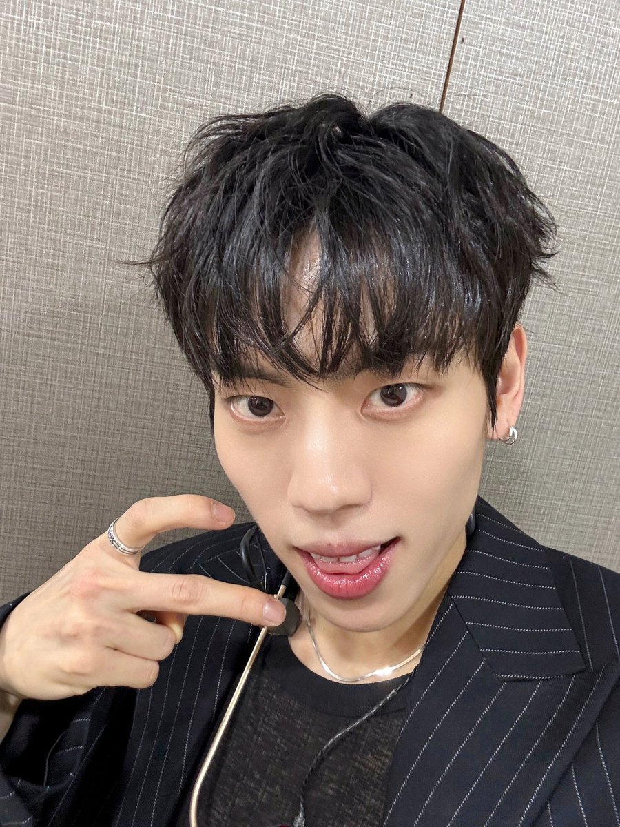 IFNT_Official_'s tweet photo. [POST]

INFINITE(인피니트) 'Dangerous' 음악방송 셀카💝

🔗https://t.co/NcpiqhqjXO

#인피니트 #INFINITE
#LIKE_INFINITE #Dangerous
#활동 #음악방송 #Selfie https://t.co/BNIdS9Ilvw
