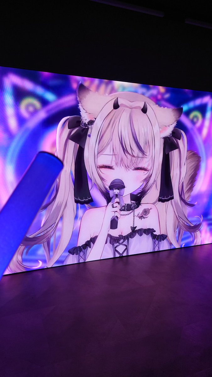 leechi_123's tweet photo. ペンライト振って、初ライブ応援できた!
#魔ノむえる
#fandomNamba https://t.co/MJgH6PinJr