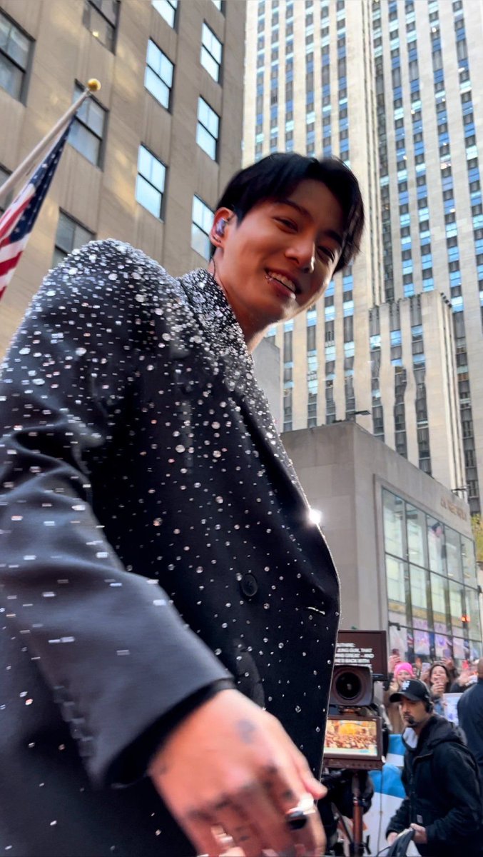 kumchan_97's tweet photo. なんかさ、そこにジョングクがいる.........！って感じの写真良くない？？？ジョングクはジョングクなんだけどほんまにジョングク？みたいな。ジョングクっぽくないけどちゃんとジョングクや！みたいな。（致死量のジョングク） https://t.co/CwQ0CyobUp