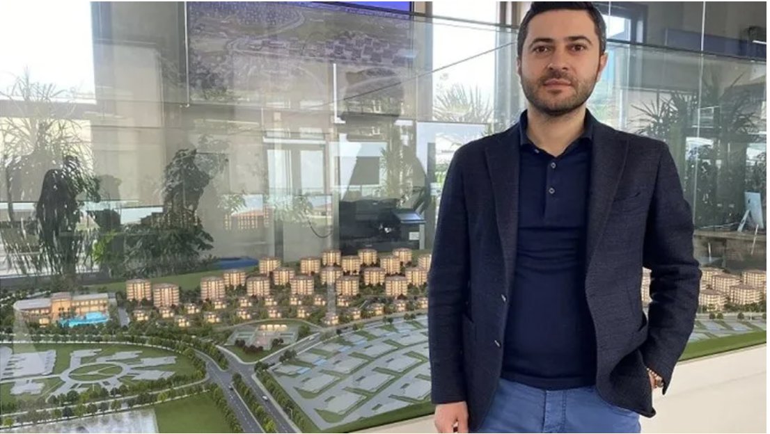 Keleşoğlu Holding ve Eston Yapı şirketlerinin ortağı Fuat Keleş. Dün savcılığa gidip İmamoğlu'na 1 milyon dolar rüşvet vermek zorunda kaldığını itiraf ederek şikayetçi oldu.