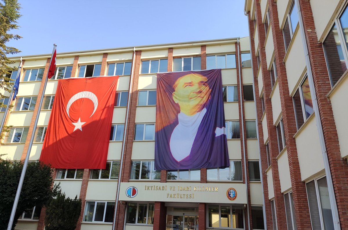 Baktıkça bakası geliyor insanın...