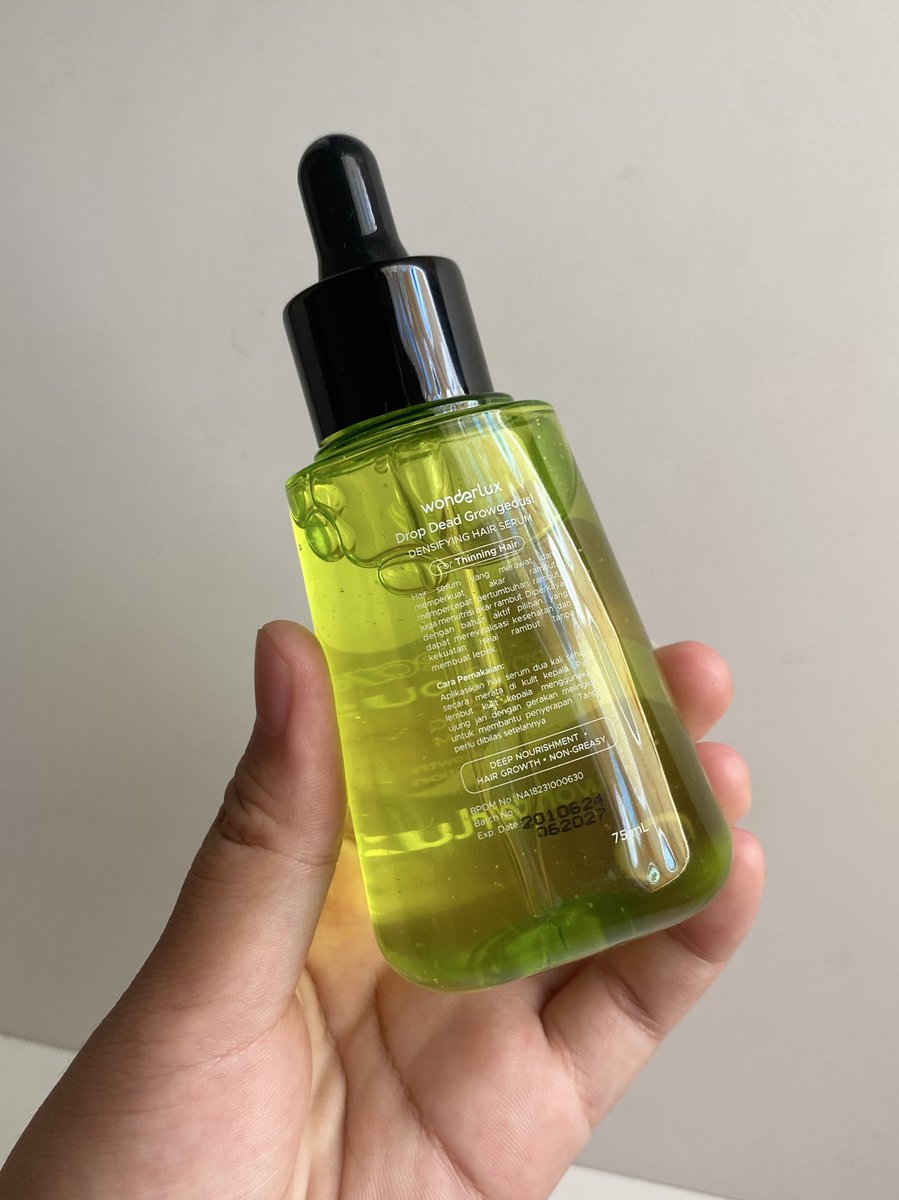 jadi aku nyoba haircare brand lokal harga 100Ribuan &amp; hasilnya GONG BGT‼️

rambut aku yang tipis jadi LEBATTT ✨✨