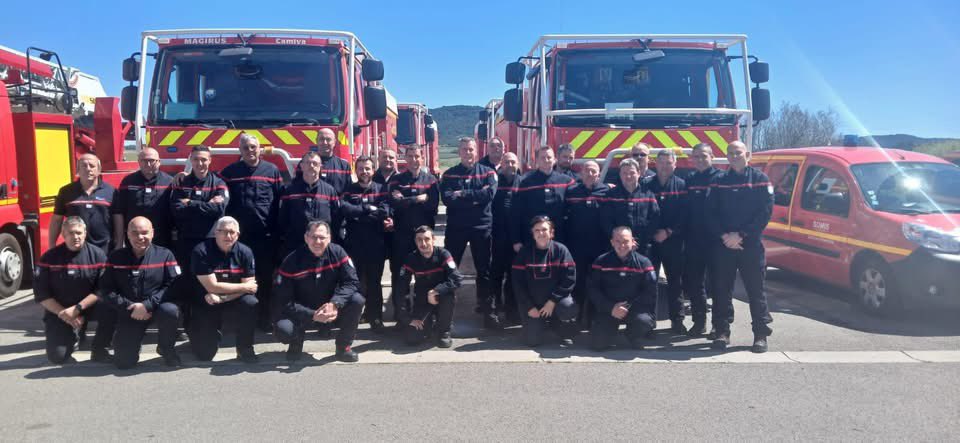 PompiersHerault's tweet photo. #FDF3|| Second stage FDF3 du #SDIS de l’#Hérault pour 2025
1ère partie Ecole d'application de la Sécurité Civile de Valabre
2ème partie sur le territoire de la compagnie du Minervois
Moments d'apprentissage et de partage pour les 8 sapeurs-#pompiers héraultais #InfoFlash https://t.co/LkjCmpeBoR