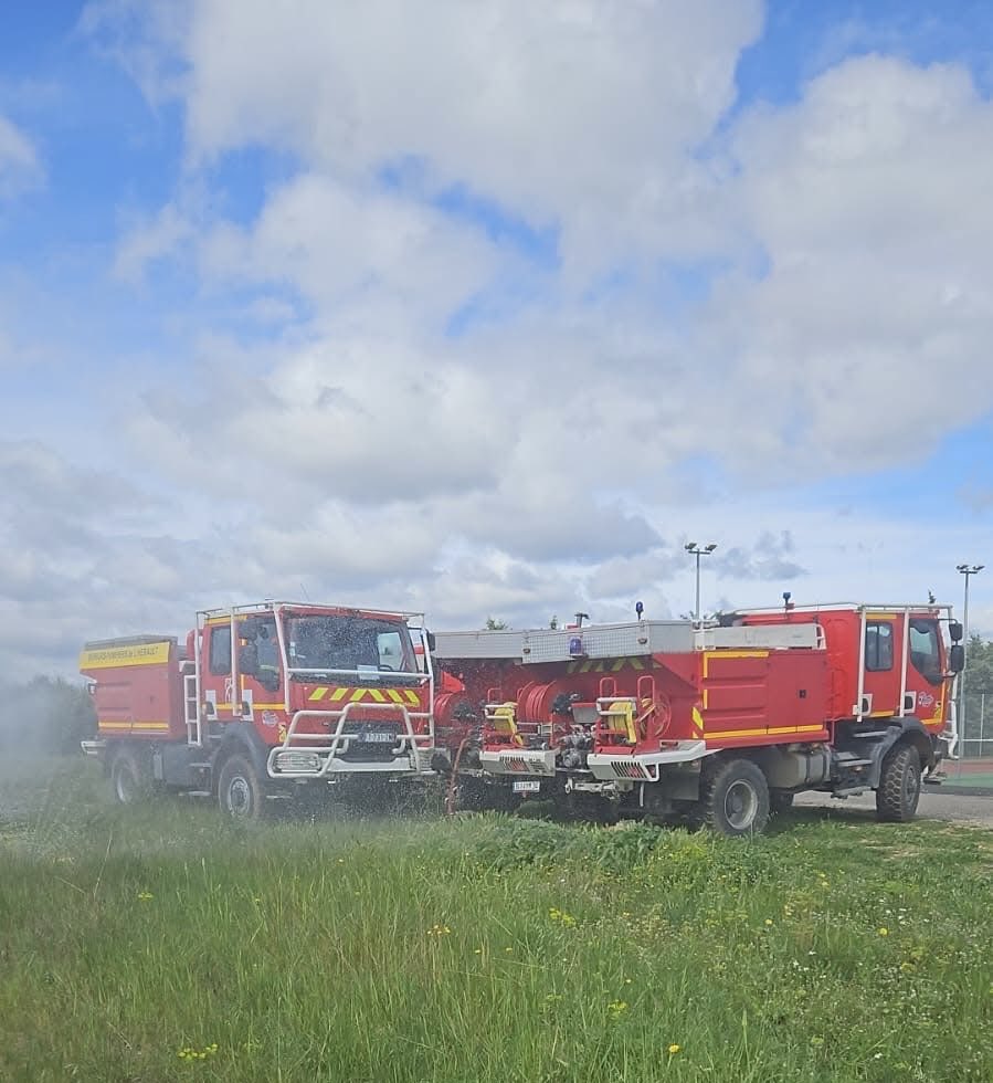 PompiersHerault's tweet photo. #FDF3|| Second stage FDF3 du #SDIS de l’#Hérault pour 2025
1ère partie Ecole d'application de la Sécurité Civile de Valabre
2ème partie sur le territoire de la compagnie du Minervois
Moments d'apprentissage et de partage pour les 8 sapeurs-#pompiers héraultais #InfoFlash https://t.co/LkjCmpeBoR