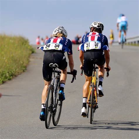 It is said that talent will take athletes so far, such qualities as perseverance, collaboration, optimism can make a real difference. We’re exploring social, emotional, attitudinal &amp; personality qualities you need to perform your best. Please participate:

loughboroughssehs.eu.qualtrics.com/jfe/form/SV_4H…