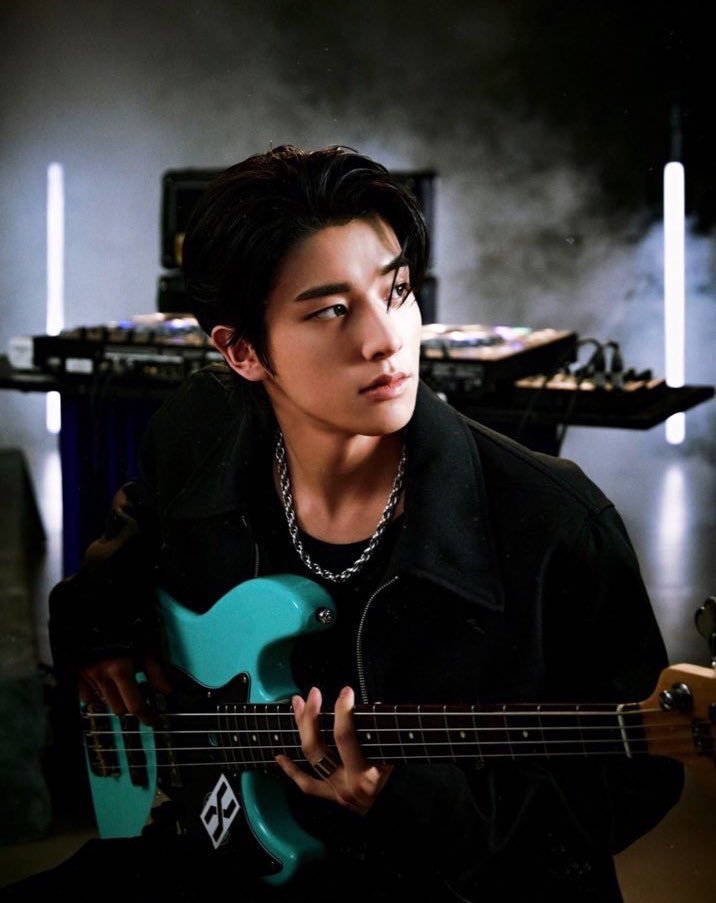 sjydaiIy's tweet photo. rockstar 🎸 #JAKE #제이크 https://t.co/VTPrdTvZ8Q