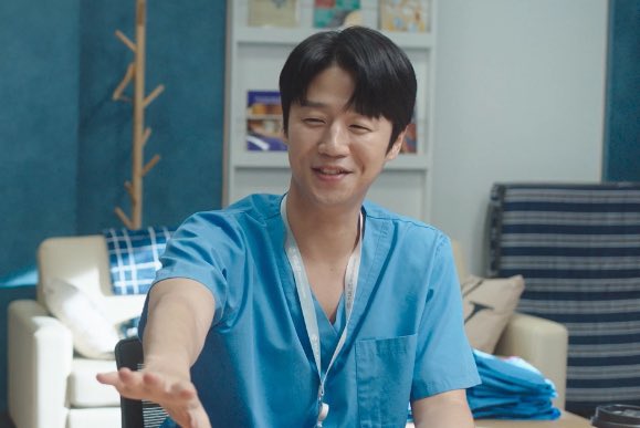 Dowon is literally the ( ◜‿◝ ) emoji irl i want to cry #ResidentPlaybook