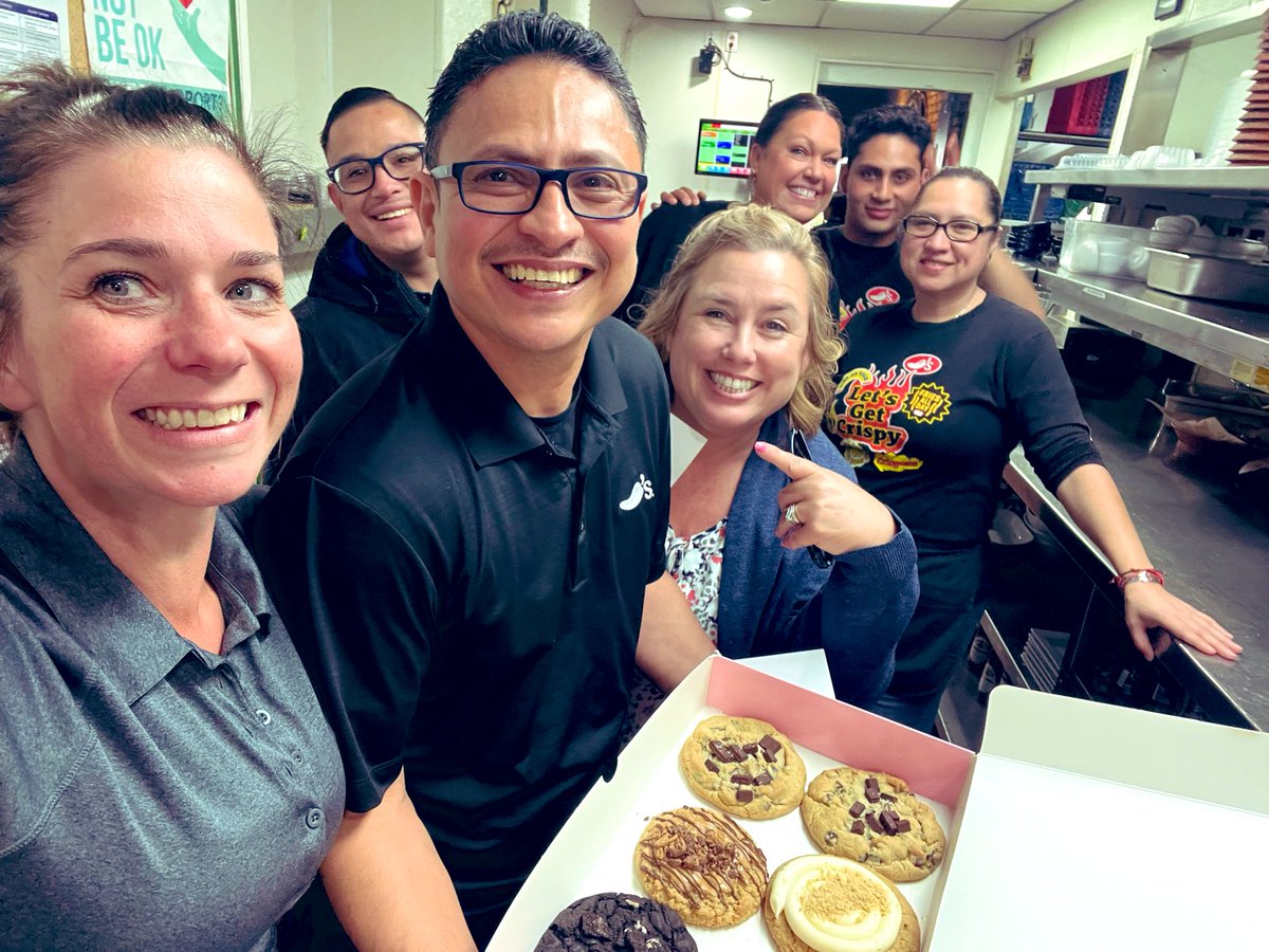 Deanna Orlando (@deannaorlando) on Twitter photo Watch us #chilisgrow again. We celebrated Beto and his manager validation today so he is officially official. Proud of his knowledge and #chilislove he has for this company. I know he is going to be an amazing addition to <a href="/Chilis/">Chili's Grill & Bar</a> Orange!! Watch us #chilisgrow again. We celebrated Beto and his manager validation today so he is officially official. Proud of his knowledge and #chilislove he has for this company. I know he is going to be an amazing addition to <a href="/Chilis/">Chili's Grill & Bar</a> Orange!!