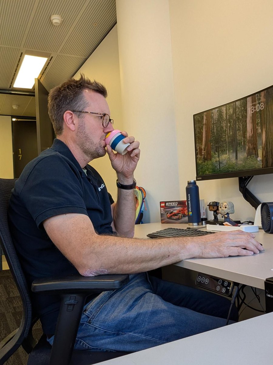 A quiet coffee. A focused moment.
Leadership isn’t always loud.

With ANZAC Day tomorrow, we’re honouring the small wins that drive big impact:
✅ Supporting the team
✅ Clearing roadblocks
✅ Showing up with purpose

What was your quiet win this week?

#ANZACDay #QuietLeadership