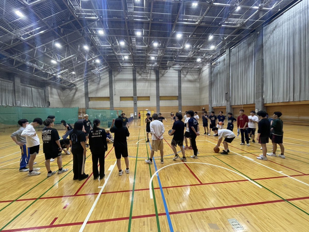 Uncannies2's tweet photo. 明日4/25活動あります！！

🕒15:00〜18:00
���西東京市総合体育館

前回の活動ではたくさんの一年生が来てくれました！まだアンカニーズに来たことない方大歓迎！！沢山のご参加お待ちしてます♪♪ https://t.co/kJOez0Rf9P