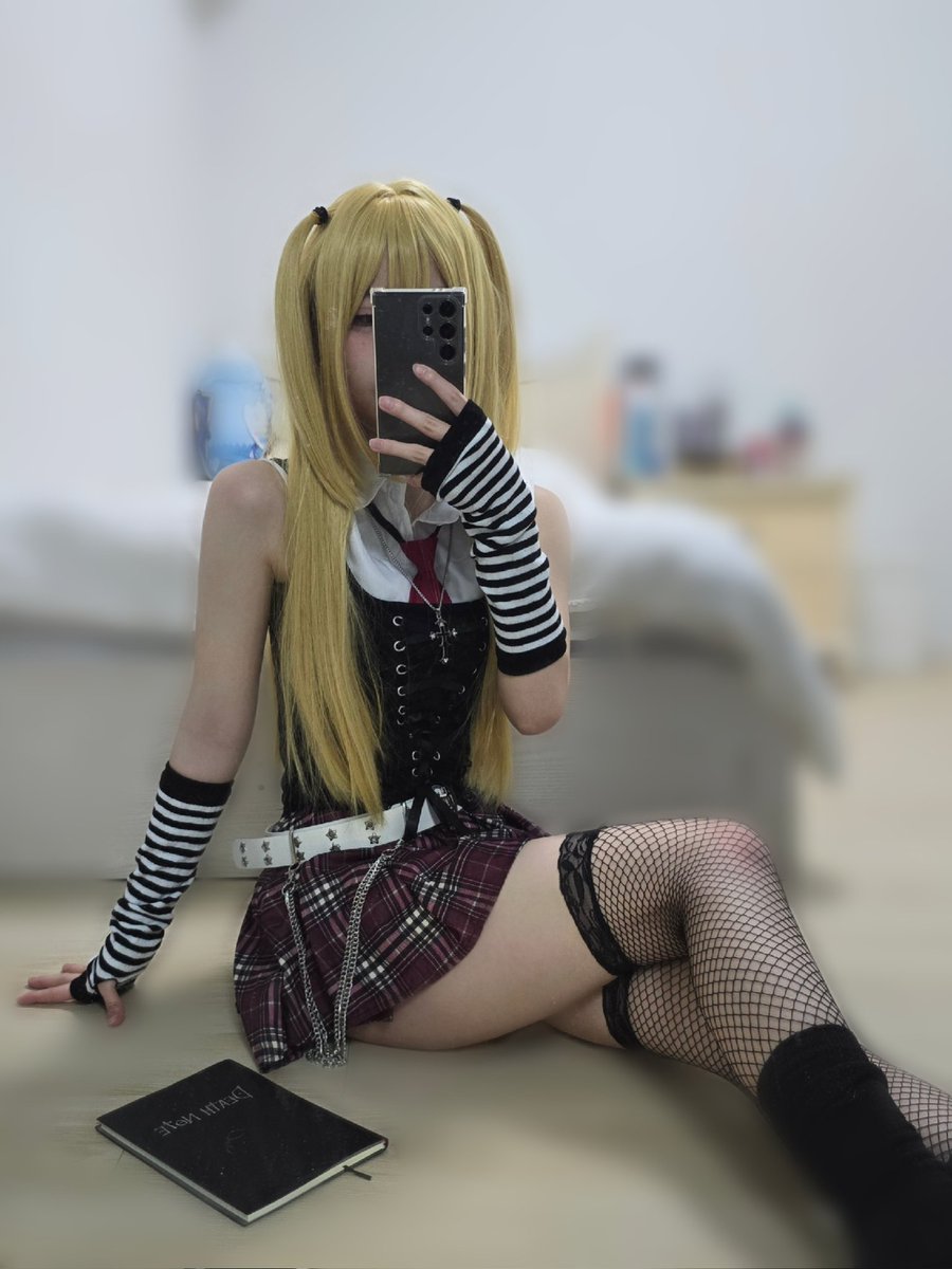 yen____n's tweet photo. ☠️🖤

#데스노트 #아마네미사 #코스프레 #코스 #デスノート #弥海砂 #コスプレ #コス #DEATHNOTE #MisaAmane #cosplay #cos https://t.co/wR6VzXikej