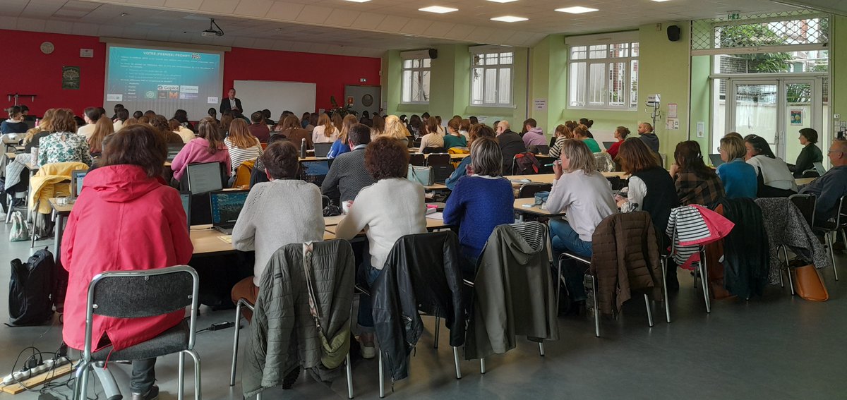 InstitutOzanam's tweet photo. 💡 Journée spéciale IA à l’ISFECAtlantique !

Étudiants MEEF &amp; formateurs de Nantes et La Roche-sur-Yon ont exploré ensemble les enjeux éthiques, pédagogiques &amp; environnementaux de l’IA 🌍🤖

Prompting, outils, réflexion sur l’école de demain… Une journée riche &amp; inspirante ✨🎓 https://t.co/NczYa0Sk7W