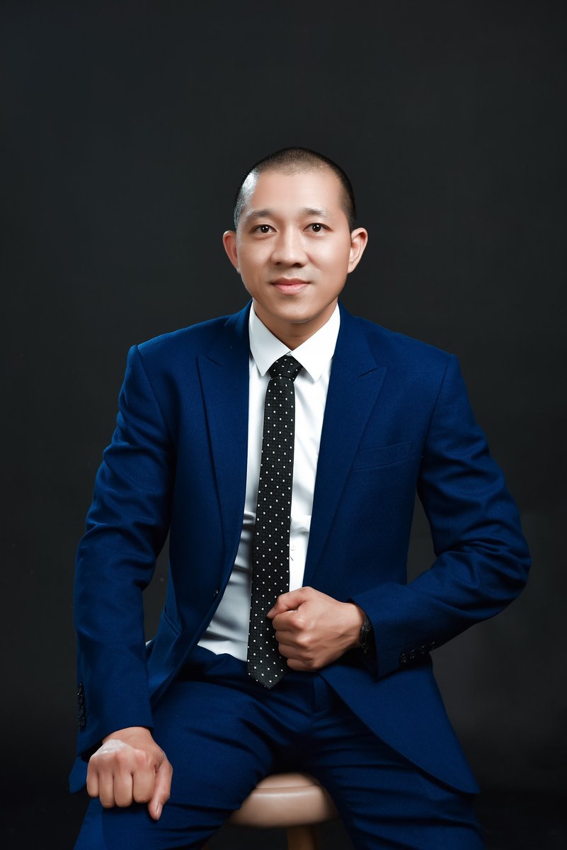 HauChieu's tweet photo. Tin tức thời sự khó tin cũng giống như thời tiết hôm nay, thay đổi chóng mặt không thể lường trước. https://t.co/dFd8SW3wDA