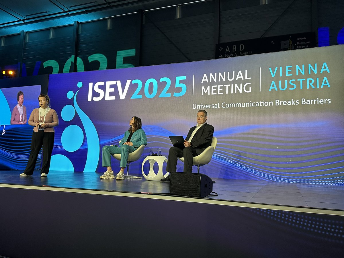 KennethWWitwer's tweet image. The first plenary at #ISEV2025. Nicole Meisner-Kober shares her journey from industry to academia. She relates how #RNA drugs went from naked to modified to encapsulated in lipid nanoparticles #LNPs, with some notable successes. Yet dose and toxicity issues can still be a…