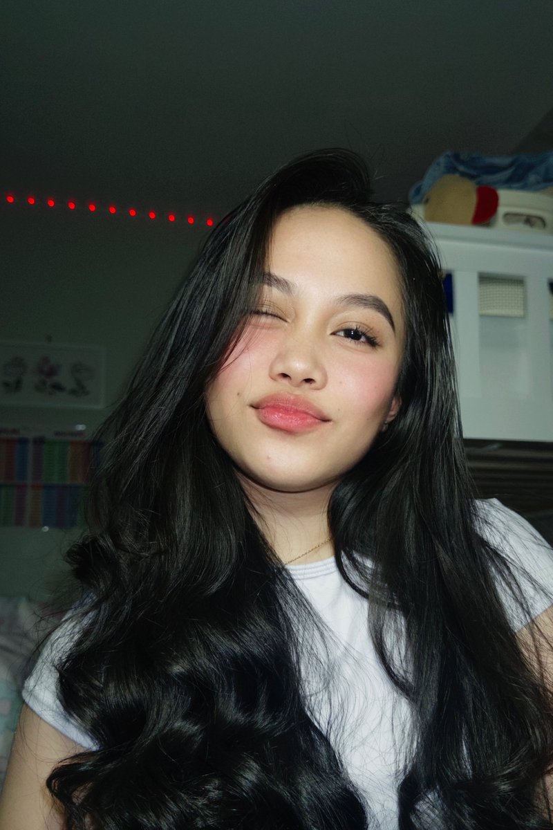 HmlBangus's tweet photo. happy bornday asawa ko 😘🥳 https://t.co/j5612LpgsL