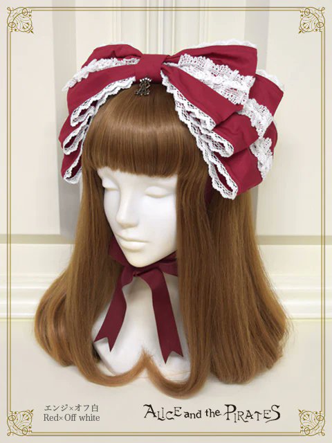 BABY_THE_STARS's tweet photo. 【#PIRATES入荷情報】バーバリー地に贅沢にトーションレ―スをあしらったおリボン型ヘッドドレス🎀
カチューシャの締め付けで頭が痛くなってしまう方にもおすすめのアイテムです✨
Dolly Ribbonヘッドドレス¥8,690
https://t.co/H6qoHpMnyR https://t.co/MvOG5jNcye