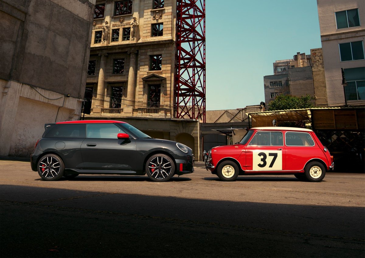 Lowyat.NET (@lowyatnet) on Twitter photo Mini Launches Two First-Ever Electric JCW Models; Starts From RM218,888
lowy.at/qp3ui Mini Launches Two First-Ever Electric JCW Models; Starts From RM218,888
lowy.at/qp3ui
