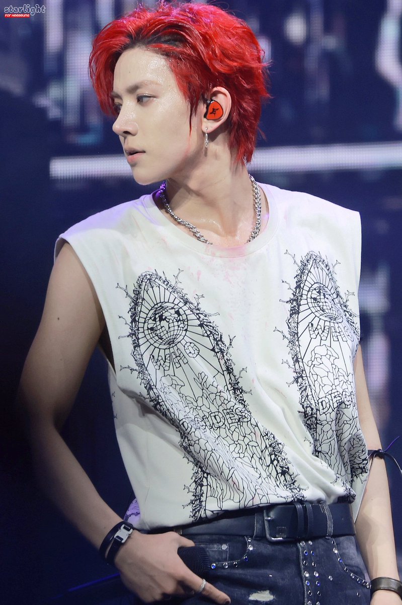 starlight.1015 tweet media