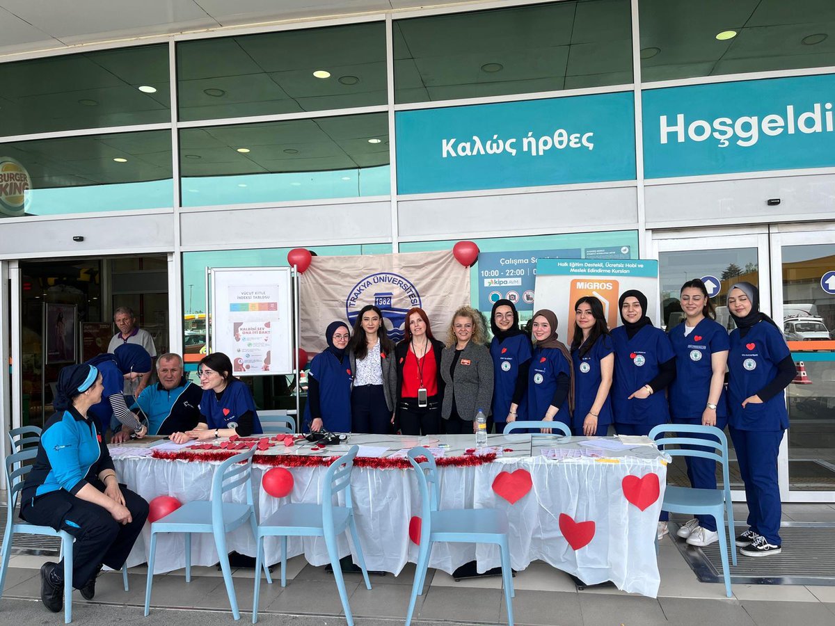 kesansyo's tweet photo. Yüksekokulumuz İç Hastalıkları Hemşireliği öğretim elemanları ve Hemşirelik Bölümü öğrencileri tarafından 14-20 Nisan Kalp Sağlığı Haftasında Farkındalık Eğitimi: “Riskleri Tanı, Kalbini Koru” anlamlı bir farkındalık etkinliği düzenledi.

https://t.co/mHjLgP3d1B https://t.co/Bqomsr3AC4
