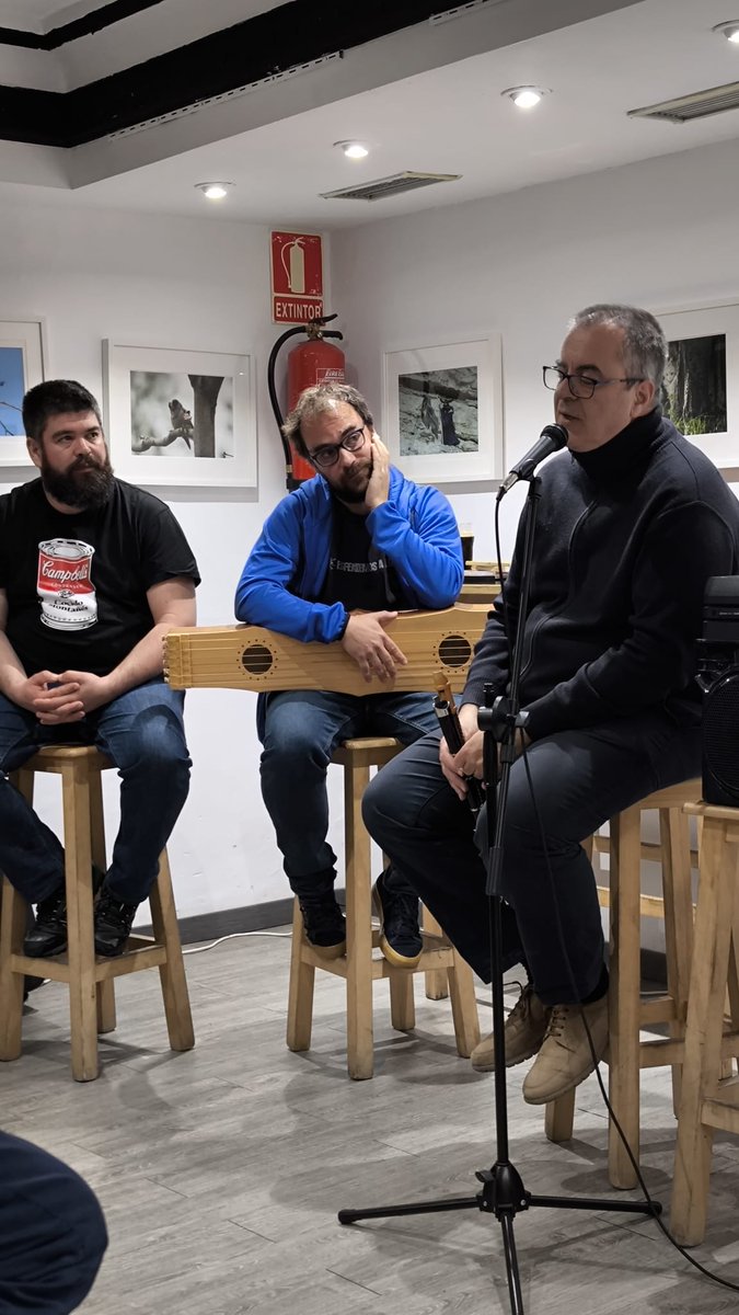🗣️ Muitas gracias a #DiegoEscolano y toda la colla de Salterios de Ribera por a suya charrada en <a href="/cervezasordio/">ᴏʀᴅɪᴏ</a> y dar-nos a conoixer una mica mas este instrumento tradicional aragonés 🎶