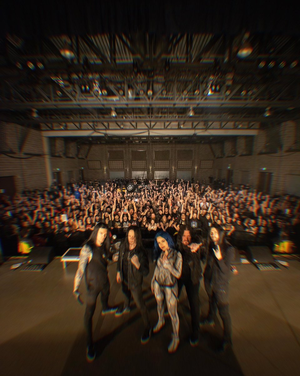 Calgary rocks! 🇨🇦 Thank you for the great night we had here, amazing fans and atmosphere. The next show’s in Salt Lake City on Friday (April 25) - so we’re heading back to the states now! 🇺🇸 Great tour!  🎟️: archenemy.live