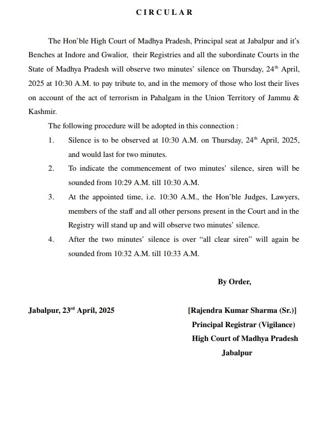 MP High Court observes silence in the memory of those who lost lives in #PahalgamTerroristAttack 
<a href="/LiveLawIndia/">Live Law</a> <a href="/barandbench/">Bar and Bench</a> <a href="/VTankha/">Vivek Tankha</a>