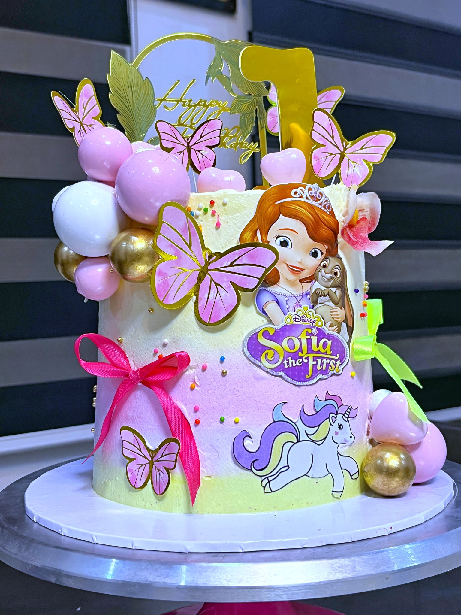 sofia-the-first-buttercream-cake