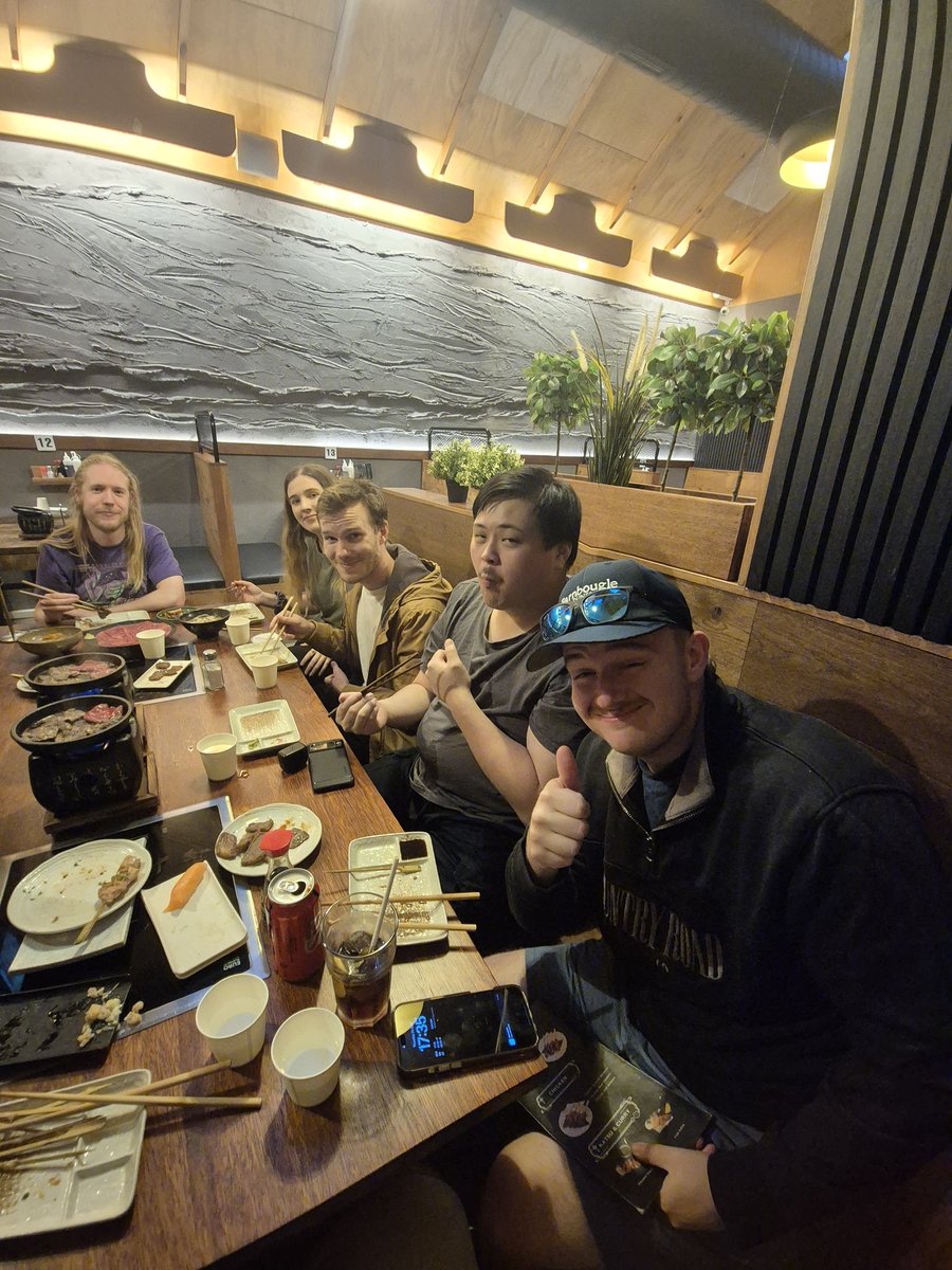 Dinner time with the family 
<a href="/Jayden_Butler/">Jayden Butler</a> <a href="/BkWhatOCE/">Bk</a> <a href="/jimiOCE/">jimi</a> <a href="/QueenMorgie_/">QueenMorgie</a> #paulmall