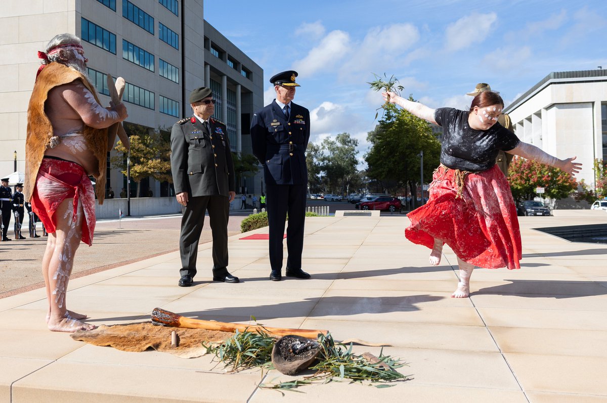 VCDF_Australia's tweet image. Ahead of #AnzacDay25 I welcomed GEN Tokel ๐น๐ท & MAJGEN King ๐ณ๐ฟ to Australia & discussed our countries' enduring friendship.
The courage, mateship & mutual respect forged on the 1915 battlefields, remain strong to this day.
Thank you for joining us to commemorate Anzac Day.