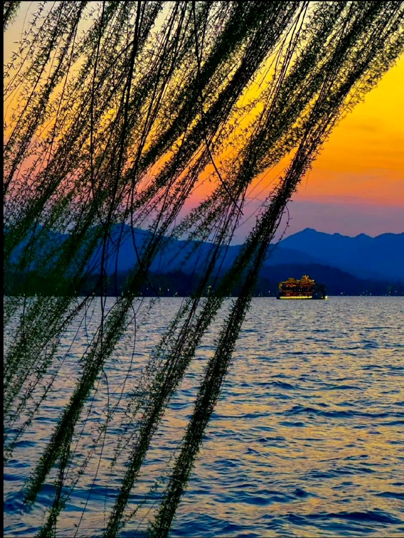 蓝调西湖