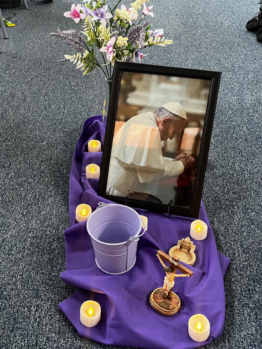 Thank to those who came along to Prayer Breakfast, sharing beautiful testimony on what Pope Francis meant to them. To our senior pupils who support us every week please be assured of our prayers as you head off for the exams. We are proud of you, this is your time to shine🙏☘️⭐️