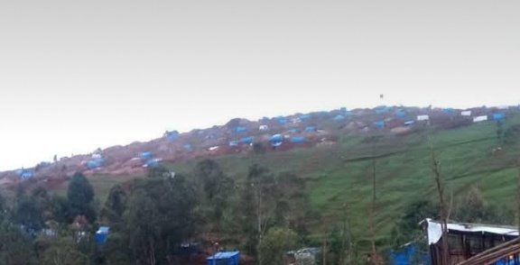 mulikuza_jordan's tweet image. #Urgent🔥
Le choléra est signalé dans le carré minier de #Luhihi/Kabare.
A l'origine: trop d'ordures, pas des toilettes publiques, consommation de l'eau du #lac_KIVU, nous rappelons que cette zone est occupé par les rebelles du #M23RDF @OMSRDCONGO @RDC_Minafet