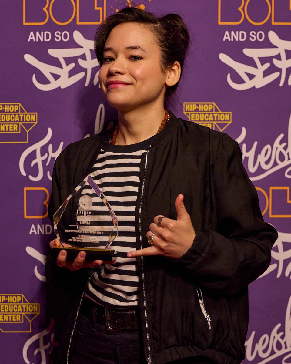 DJ Perly (@djperly) on Twitter photo Earlier this month l had the esteem honor in sharing the stage along w/ trailblazing women in Hip Hop <a href="/LincolnCenter/">Lincoln Center 🪩</a> Fresh Bold So Def Symposium! We were celebrated & awarded with the Fresh Bold so Def Women in Hip Hop Trailblazers award❤️
instagram.com/p/DI0jsqsuSAv/… Earlier this month l had the esteem honor in sharing the stage along w/ trailblazing women in Hip Hop <a href="/LincolnCenter/">Lincoln Center 🪩</a> Fresh Bold So Def Symposium! We were celebrated & awarded with the Fresh Bold so Def Women in Hip Hop Trailblazers award❤️
instagram.com/p/DI0jsqsuSAv/…