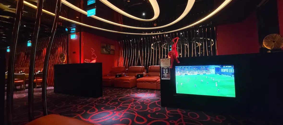 お金を稼ぎたい女の子ご紹介様にもお礼お渡ししております。
女の子急募です！とにかく稼ぎたいと思う方は是非マカオのエロマッサージ全力サポート致しますので、dMお待ちしております！
宿　ご飯　1ヶ月以上飛行機不安
一日20万円は稼げます！

#海外出稼ぎ　#最新情報　#エロマッサージ　#高時給