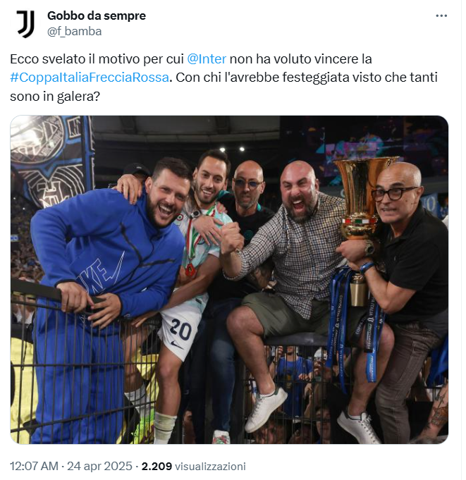 f_bamba's tweet photo. Ulteriore dimostrazione che il QI dei #Cartonati #Prescritti nella migliore delle ipotesi è pari a ZERO. #Pignorati #Onestoni #WeAreMilano #Impuniti #StellaDiCartone #ScudettoDiCartone #Marotta #CapitanCartone #Infiltrati #LionRock #Oaktree #Radiateli https://t.co/Jdv0cYKdaG